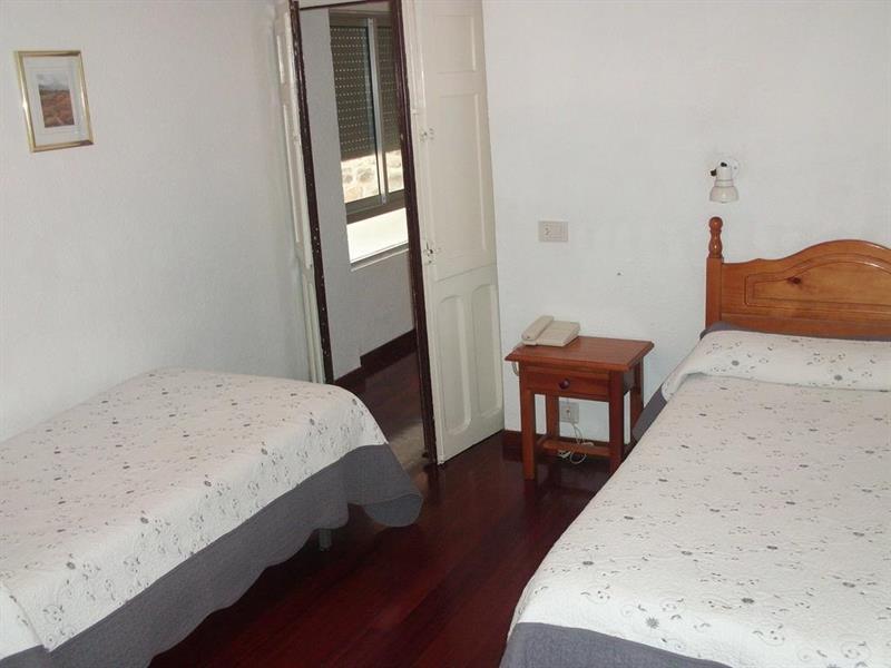 Hotel La Rambla Бьескас Экстерьер фото